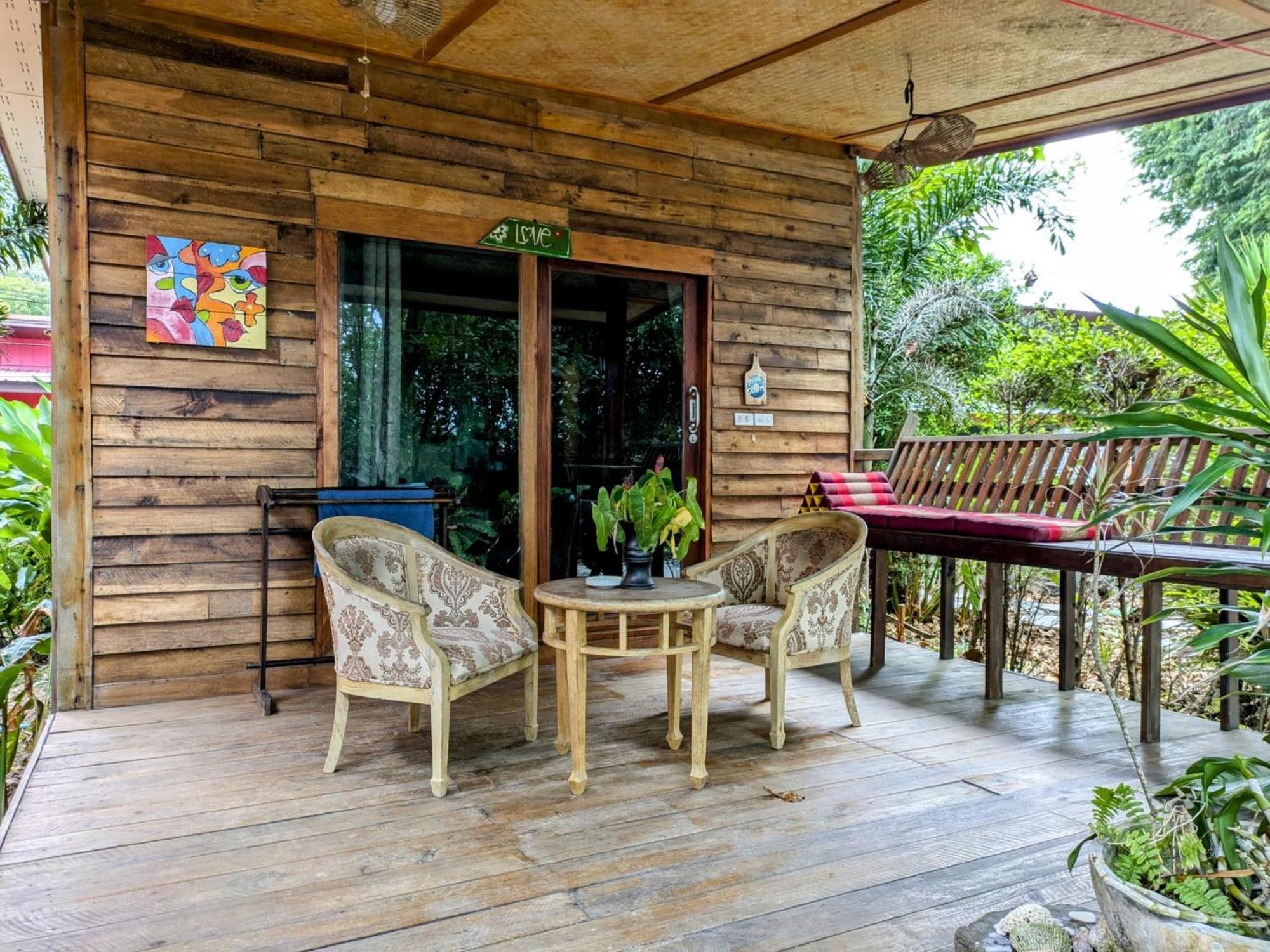 Coconut Lanta Resort @Klong Dow Beach Krabi Exterior photo